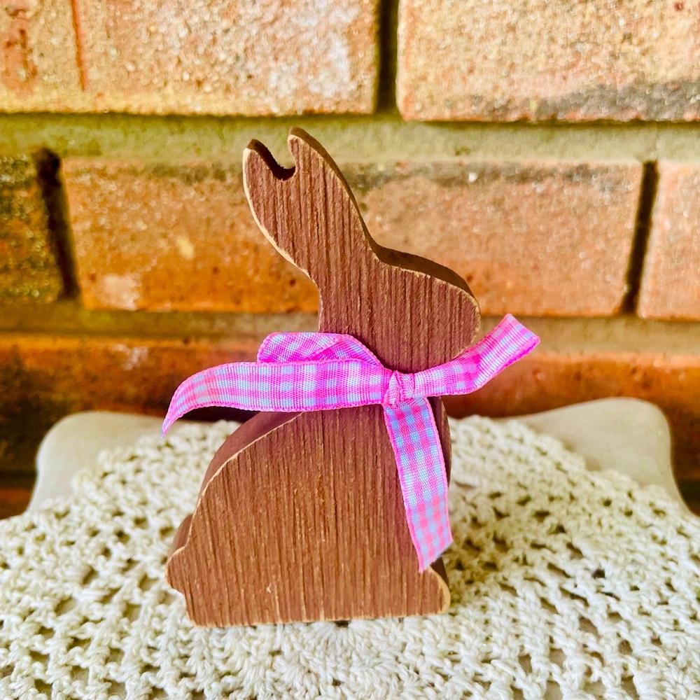*Wooden Chocolate Bunny Sitter w/Pink Check Ribbon
